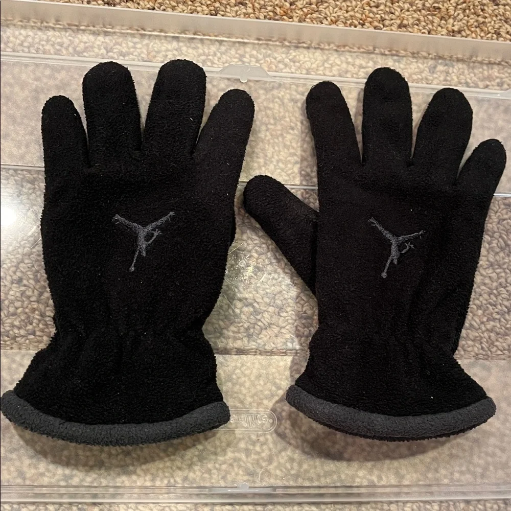 Air Jordan Polartec fleece gloves elastic wrist age 4-7 black gray girl boy VGUC